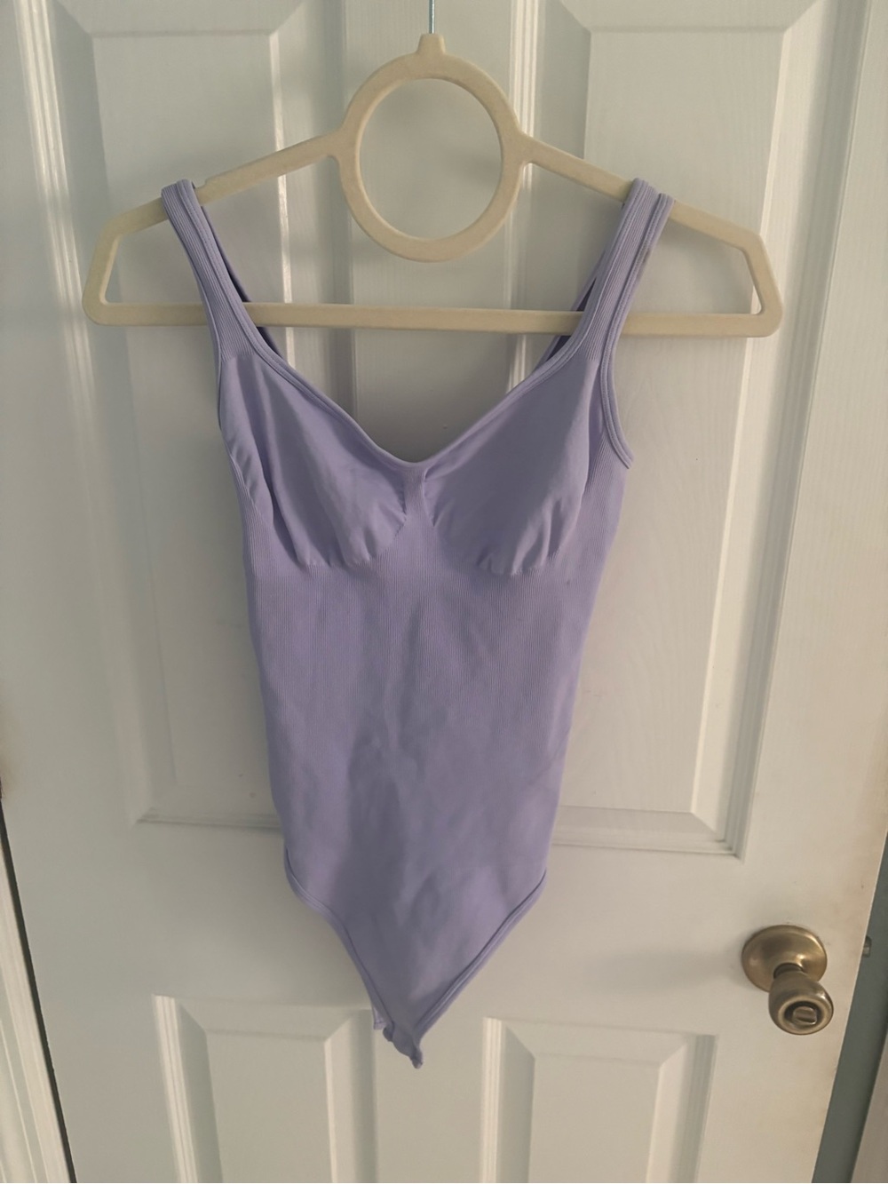 OQQ Lavender Seamless Ribbed V-Neck Tank Bodysuit Shapewear Top Size Small